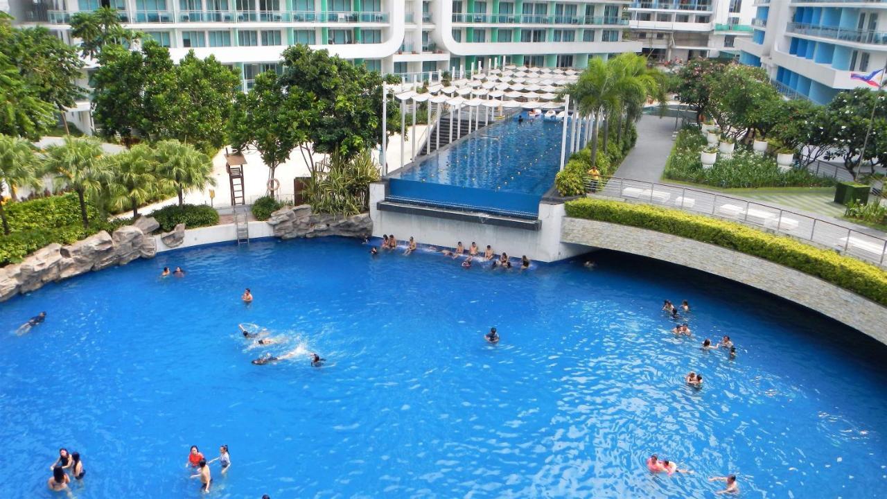 Azure Urban Residences 1br With Huge Wavepool & Man-made Near Airport Apartment *
